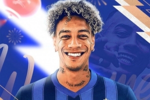 外媒：卡迪斯和三镇签下一份为期两年的合约，并附带一年续约选项